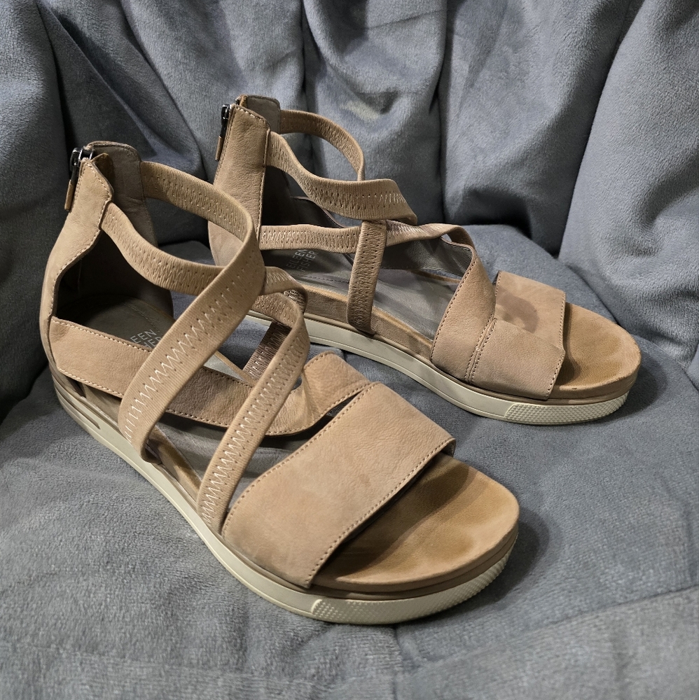 Eileen Fisher Skill Beige Tumbled Nubuck Strappy Gladiator Sandals Size 8.5